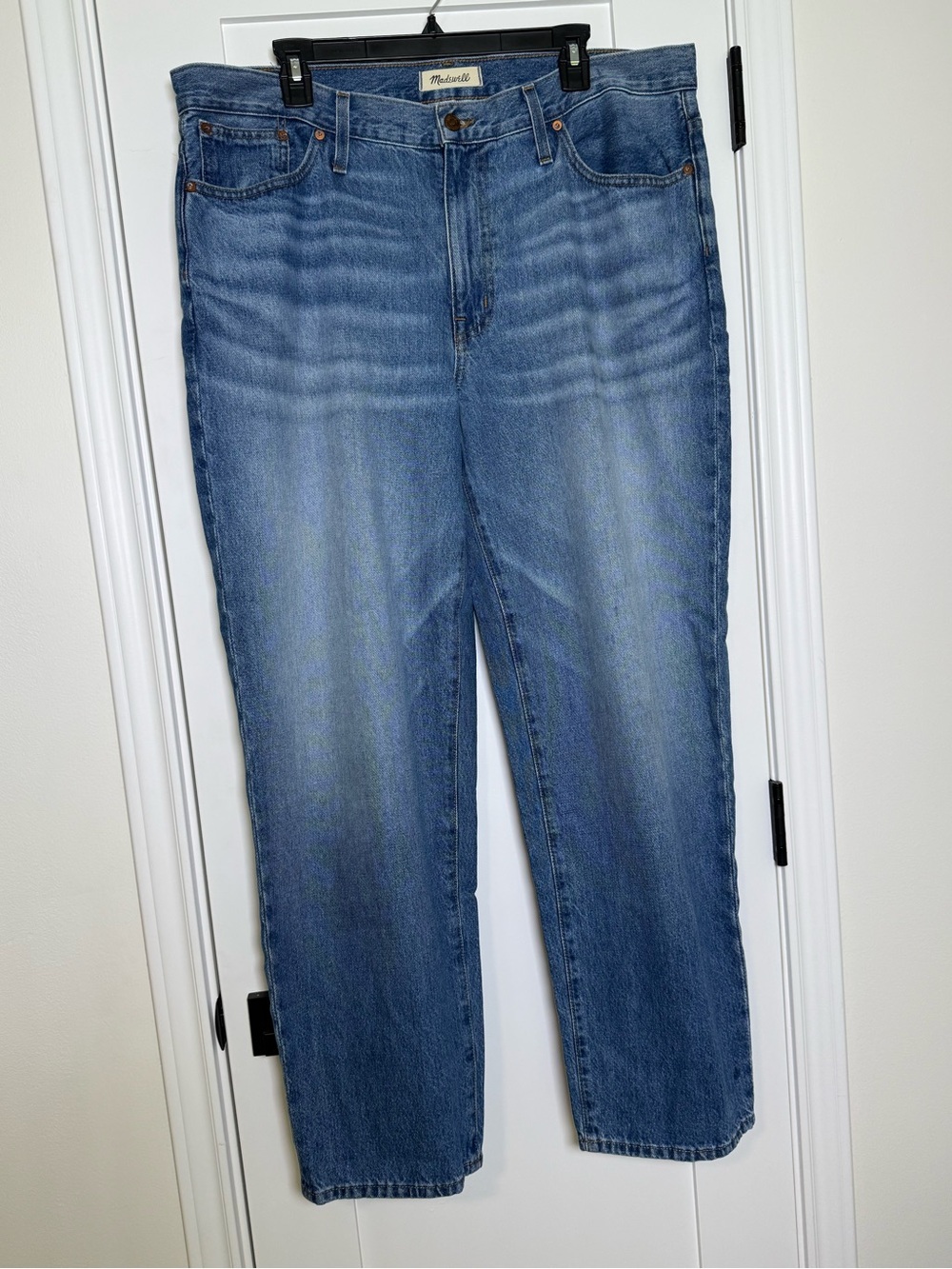 Madewell Women’s Medium Blue Straight-Leg Jeans